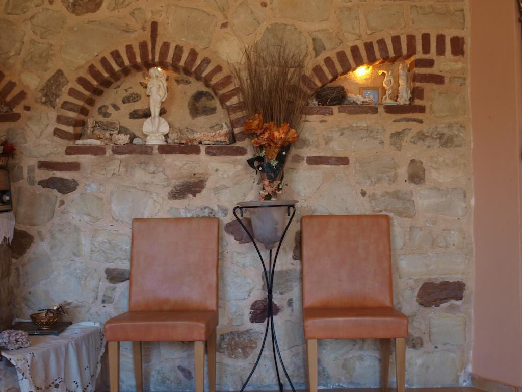 Εlegant Villa Liakos Pigí Rum bild
