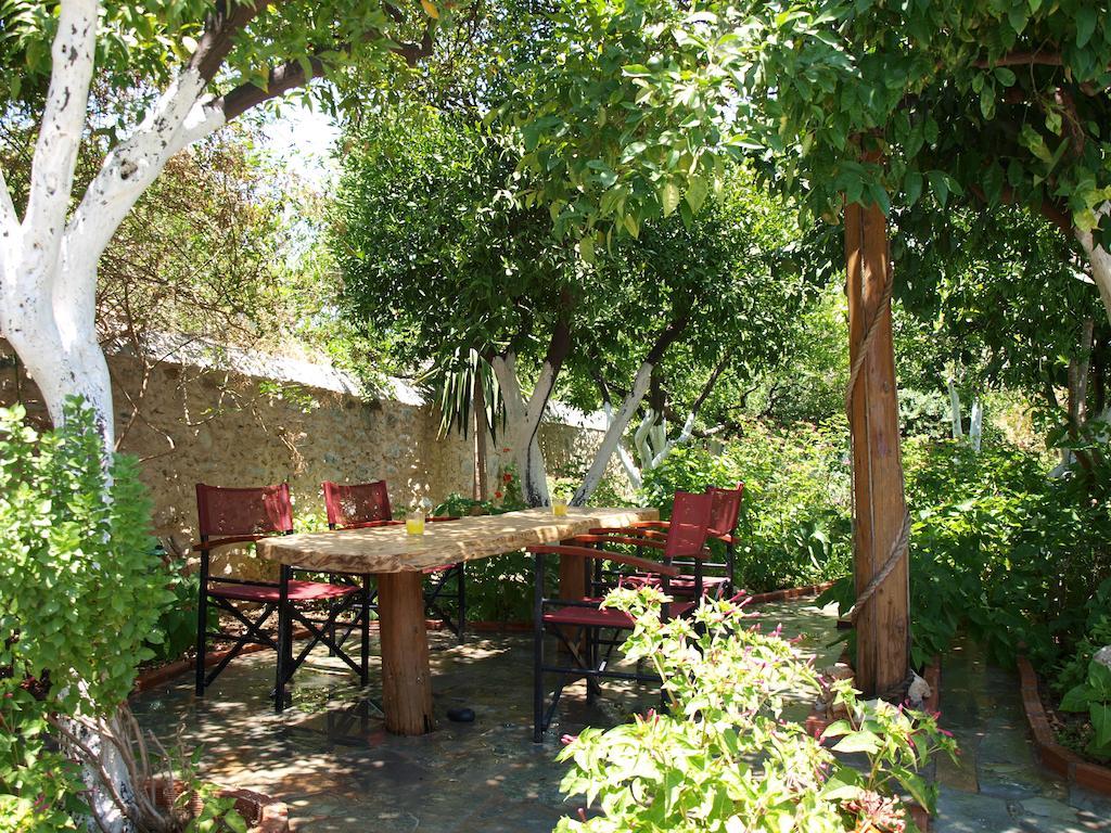 Εlegant Villa Liakos Pigí Rum bild