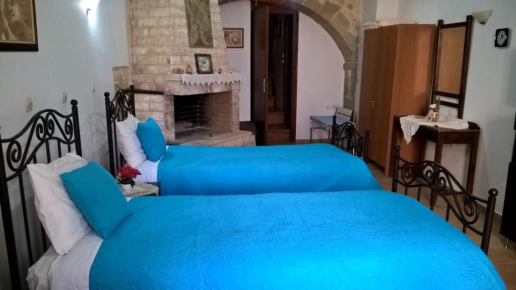 Εlegant Villa Liakos Pigí Exteriör bild