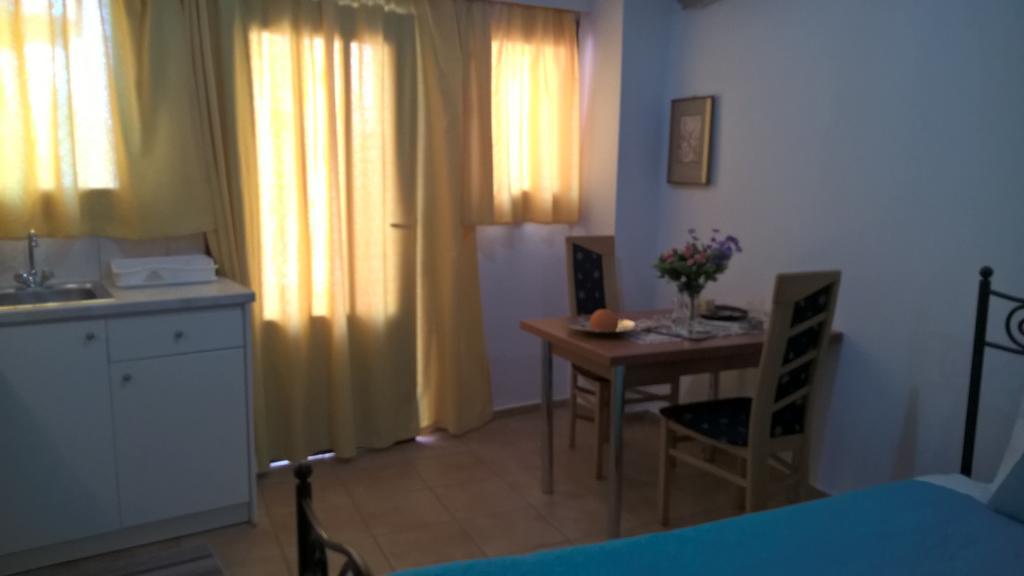 Εlegant Villa Liakos Pigí Exteriör bild
