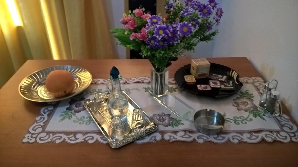 Εlegant Villa Liakos Pigí Exteriör bild